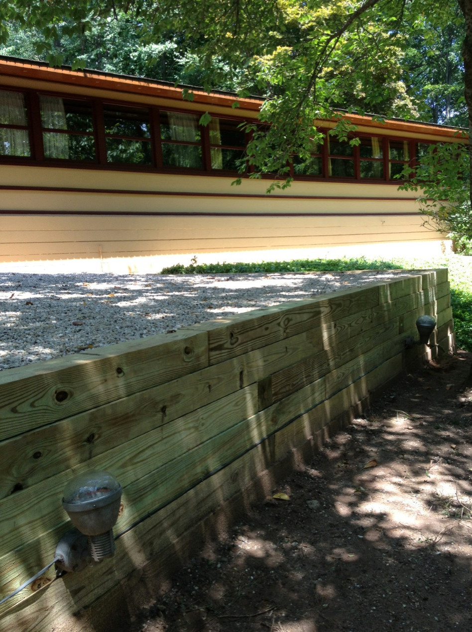 How to Install a Railroad Tie Wall